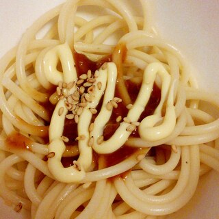 簡単★そぼろあんかけとマヨネーズと白ごまのパスタ